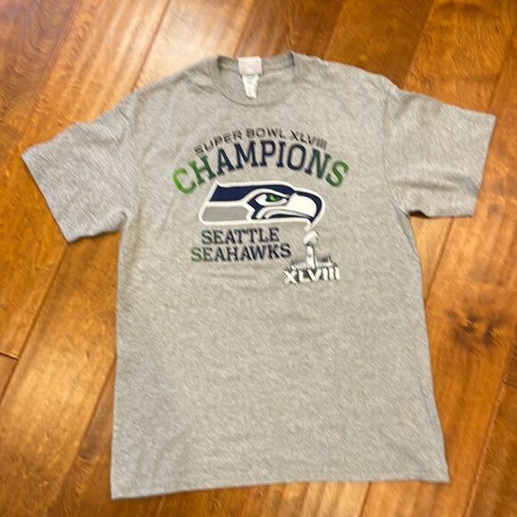 Seattle Seahawks Super Bowl XLVIII Champion Shirt Size Large - Picture 1 of 10
